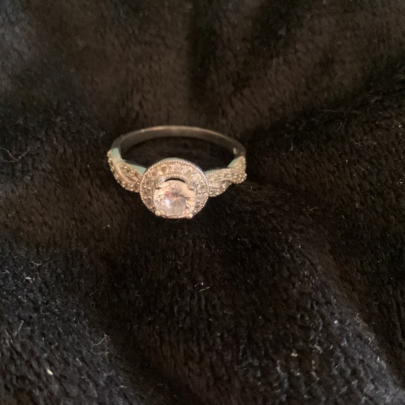 Size 6/7 cute - Picture 4 of 4